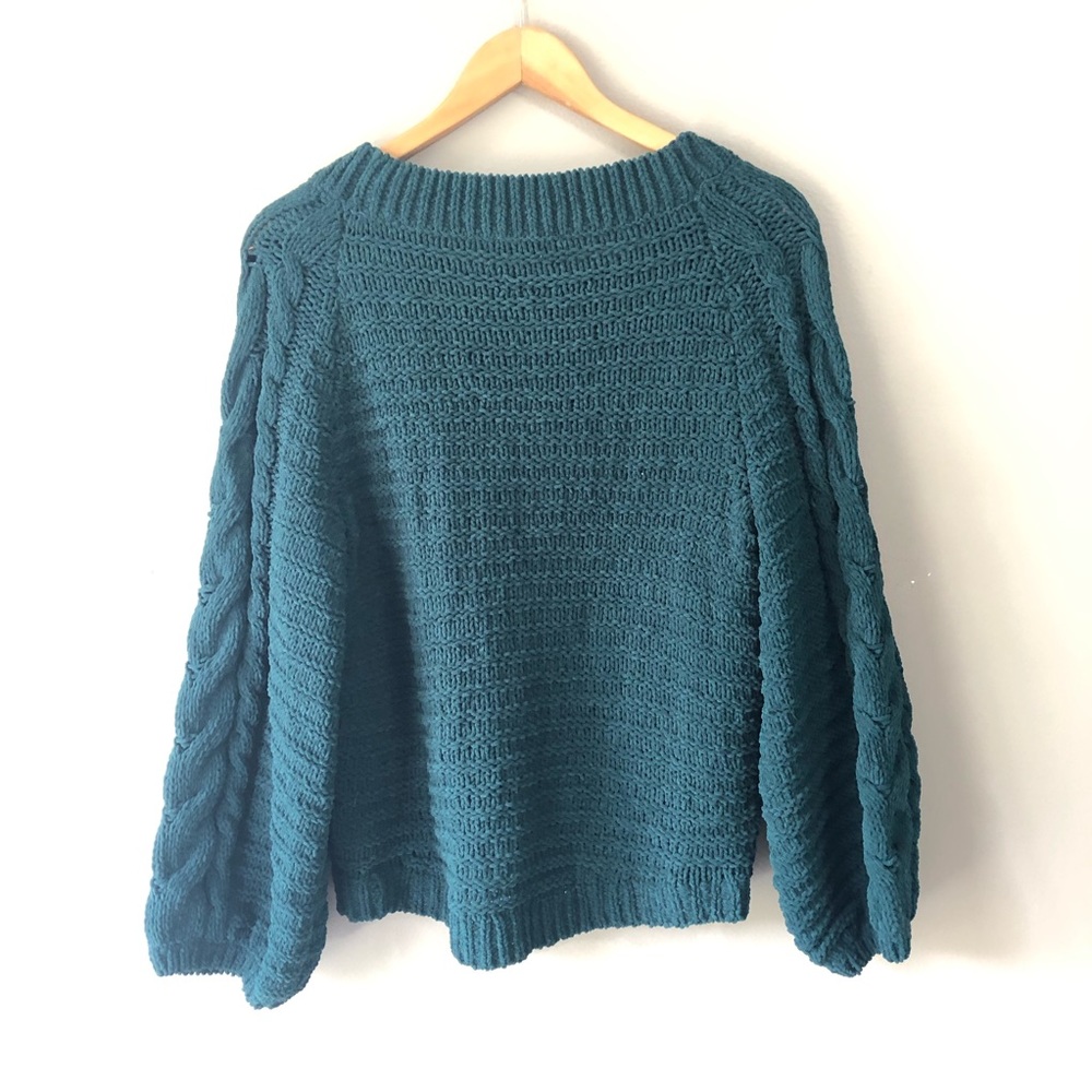 Express Sweater - Picture 2 of 3